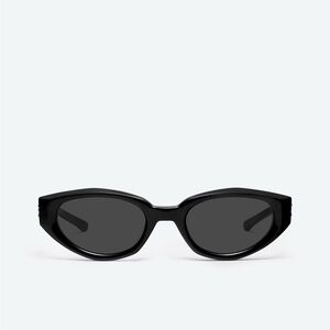 Gentle Monster Jennie Collab Fishtail sunglasses